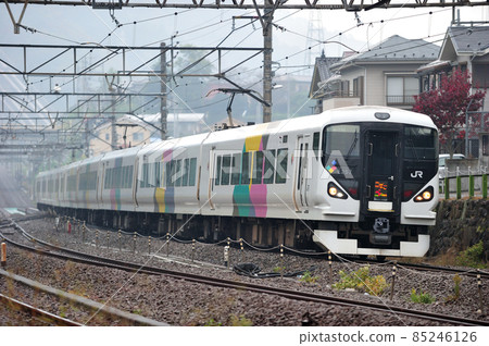 中央本線鹽津上野原JR東E257系列0系列M-116編隊（松本）梓海治 85246126