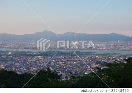 從德島縣美山、贊岐山、會泉町、鳴門市、幸德線眺望 85248433