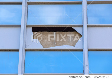 Broken Window Big Hall Broken Window Big Hall 85249328