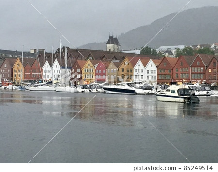 Norway Bergen cityscape hazy in drizzle 85249514