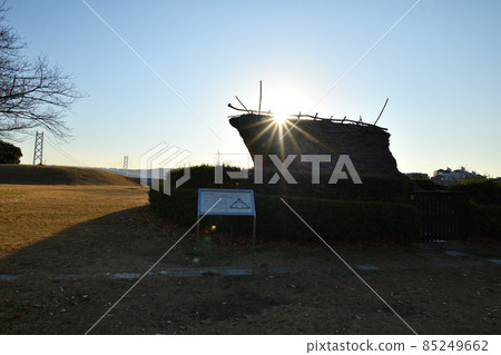 Winter Otoshiyama Archaeological Park Restored the remains of a pit-house in the Jomon period Winter Otoshiyama Archaeological Park Restored the remains of a pit-house in the Jomon period 85249662