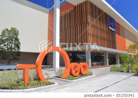 Shopping mall (Lalaport Aichi Togo, Togo Town, Aichi Prefecture) 85250341