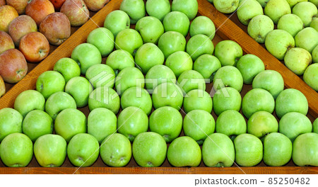 Granny Smith Apples 85250482