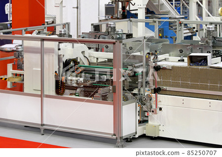 Carton packaging line - Stock Photo [85250707] - PIXTA