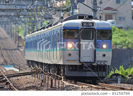 中央本線鹽津上野原 JR 東系列 115 C2 編隊（長野） 85250794