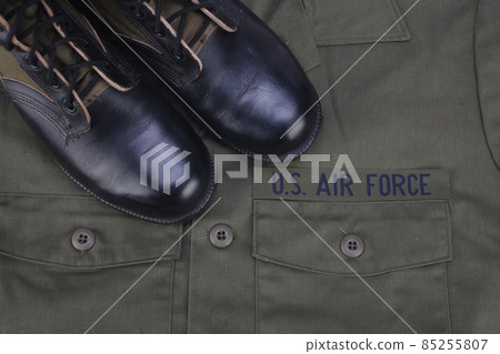 U.S. AIR FORCE olive drab uniform with boots U.S. AIR FORCE olive drab uniform with boots 85255807