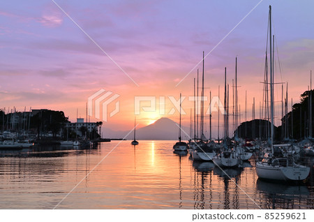 遊艇港晚上日落 85259621