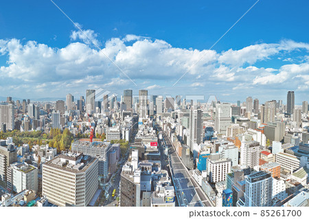 [Osaka Business District (from Honmachi)] (High resolution version) Nishihonmachi, Nishi-ku, Osaka City, Osaka Prefecture 85261700