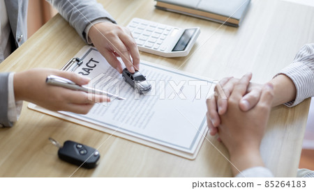 car, contract, document 85264183