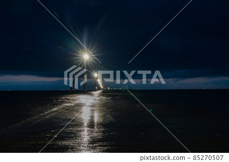 Nagabeta Seabed Road at night Nagabeta Seabed Road at night 85270507