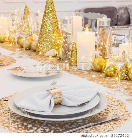 christmas table decoration christmas table decoration 85272462