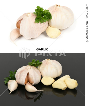 Creative layout made from garlic. Creative layout made from garlic. 85275075
