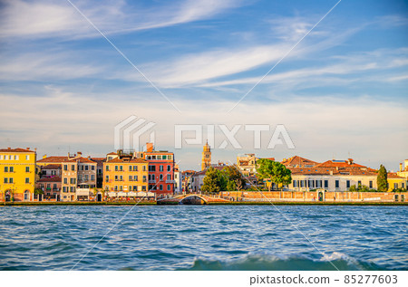 Embankment of Fondamenta Zattere Ai Gesuati in Venice city historical centre 85277603