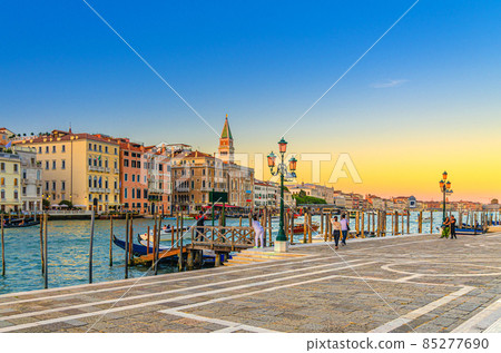 Venice evening view with Fondamenta Salute embankment Venice evening view with Fondamenta Salute embankment 85277690
