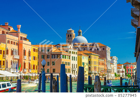 Venice Grand Canal waterway with old colorful buildings 85277945