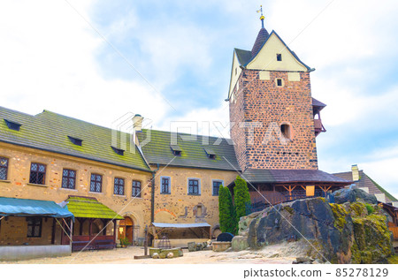 Courtyard of medieval Loket Castle Hrad Loket Courtyard of medieval Loket Castle Hrad Loket 85278129