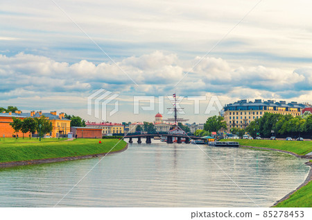Kronverksky Strait channel between Zayachy Hare and Petrogradsky Island 85278453