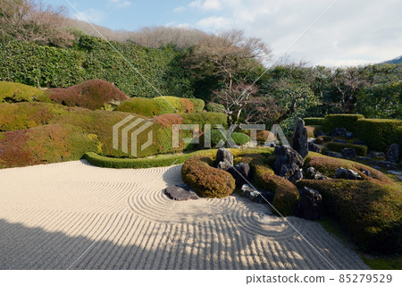 由岡山縣高橋市小堀遠州建造的庭園寄居寺Bitchū-Takahashi 由岡山縣高橋市小堀遠州建造的庭園寄居寺Bitchū-Takahashi 85279529