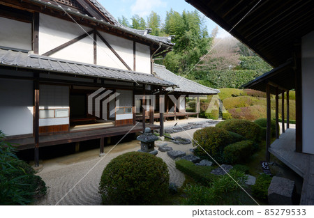 Bichu Takahashi Ryokuji Main Hall and Shoin Takahashi City, Okayama Prefecture 85279533