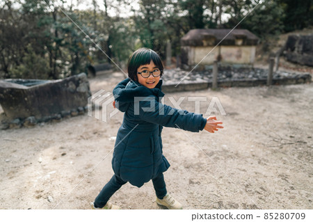 兒童低視力眼鏡 85280709