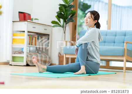 Female exercise diet exercise wear lack of exercise stretch gymnastics Female exercise diet exercise wear lack of exercise stretch gymnastics 85281873