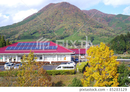 View of Ryuzuyama and Road Station in Kitahiroshima Town in late autumn 85283129