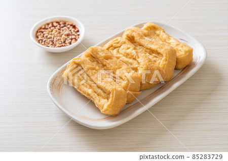 fried tofu with sauce 85283729