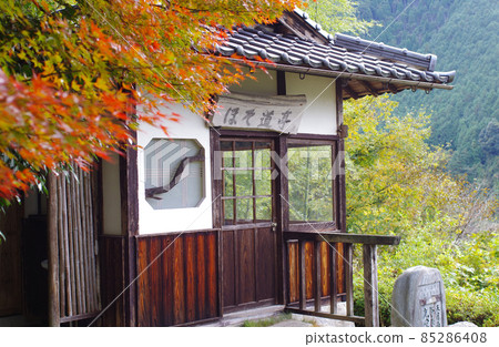 吉水園附近俳句道場的風景 85286408