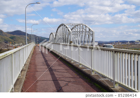 A view of the Iwaibashi bridge over the river A view of the Iwaibashi bridge over the river 85286414