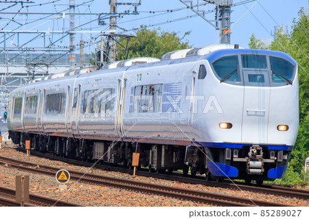 Haruka 281 series Kanku Limited Express running on the JR Kyoto Line 85289027