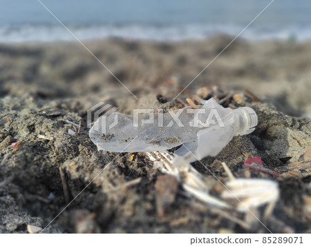 Plastic waste rubbish garbage on the beach Plastic waste rubbish garbage on the beach 85289071