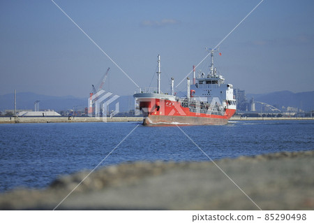從大牟田市三池港出發的油輪 85290498