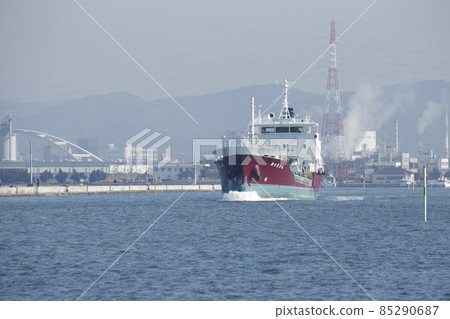 Tanker departing from Miike Port, Omuta City, 85290687