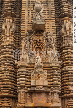 Stone sculpture of Lingaraja Temple. Hindu temple dedicated to Shiva, the temple is believed to have been built by the Somavanshi king Yayati I (1025-1040) during the 11th century CE. Bhubaneswar, Stone sculpture of Lingaraja Temple. Hindu temple dedicated to Shiva, the temple is believed to have been built by the Somavanshi king Yayati I (1025-1040) during the 11th century CE. Bhubaneswar, 85291610