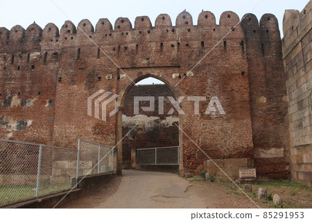 Main entrance gate. Champaner-Pavagadh Archaeological Park, a UNESCO World Heritage Site, is located in Panchmahal district in Gujarat, India 85291953