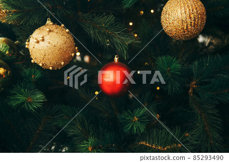 Christmas decorations on the Christmas tree 85293490