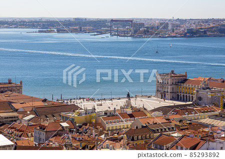 Aerial view on Praca do Comercio from Castelo de Sao Jorge in Lisbon in summer Aerial view on Praca do Comercio from Castelo de Sao Jorge in Lisbon in summer 85293892