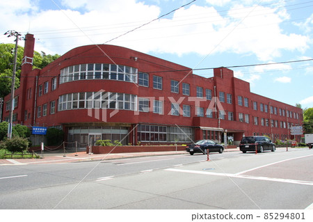 Former Navy Officers' Meeting Hall (Aoyama Club) in Kure City * Before dismantling Former Navy Officers' Meeting Hall (Aoyama Club) in Kure City * Before dismantling 85294801
