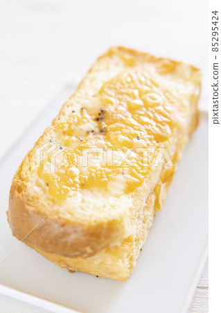 Delicious croque monsieur 85295424
