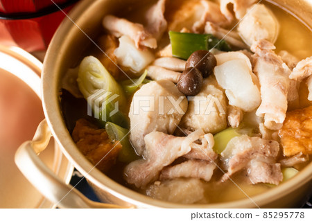 Shonai version of Yamagata Imoni and pork miso flavor Shonai version of Yamagata Imoni and pork miso flavor 85295778