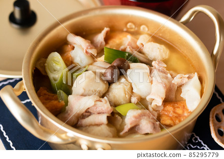 Shonai version of Yamagata Imoni and pork miso flavor 85295779