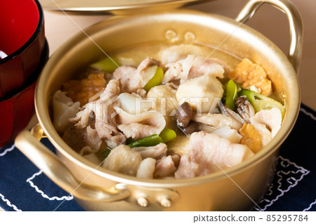 Shonai version of Yamagata Imoni and pork miso flavor Shonai version of Yamagata Imoni and pork miso flavor 85295784