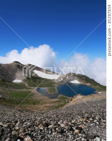 Mt. Norikura, one of the 100 famous mountains in fine weather Mt. Norikura, one of the 100 famous mountains in fine weather 85297834