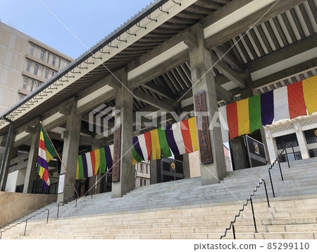 Honganji Temple Tsumura Betsuin of the Jodo Shinshu Honganji School in Honmachi, Chuo-ku, Osaka 85299110