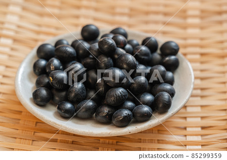 Black bean  85299359