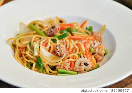 spaghetti , squid spaghetti or seafood spaghetti. spaghetti , squid spaghetti or seafood spaghetti. 85300477