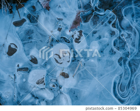 Frozen river 85304969