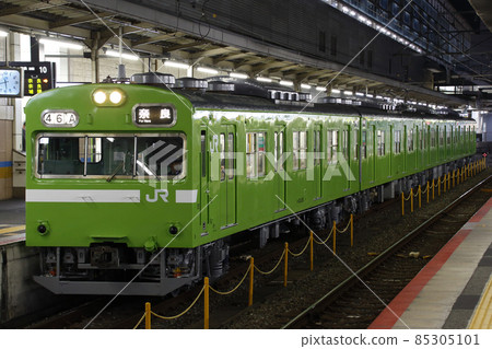 [JR-D] 奈良線 103 系列（2020 年 12 月：檢查後外觀閃亮） 85305101