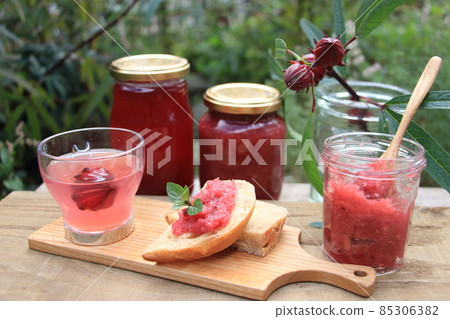 Ginger syrup and jam with hibiscus roselle 85306382