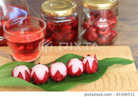 Hibiscus Roselle Temari Sushi 85306511